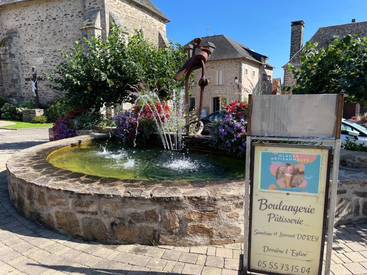 La Maison Charmante D'Elisabeth Saint-Ybard Εξωτερικό φωτογραφία